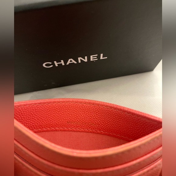 SOLD>>SOLD‼️‼️‼️Chanel cardholder great condition - Picture 3 of 6